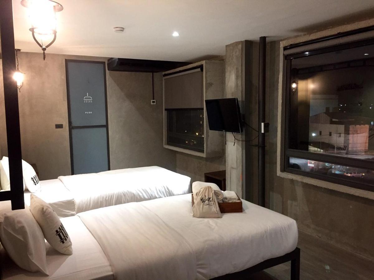 Westory Design Poshtel Kanchanaburi Exterior foto