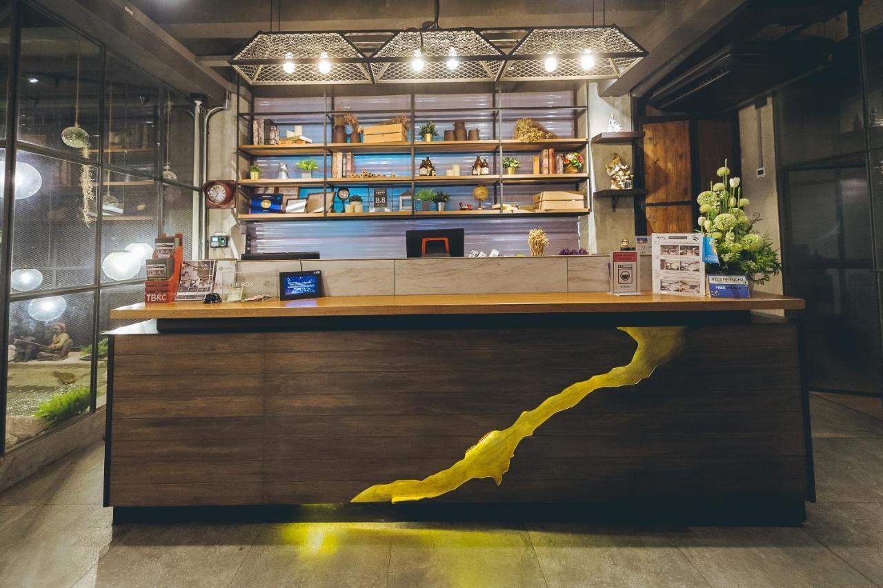 Westory Design Poshtel Kanchanaburi Exterior foto