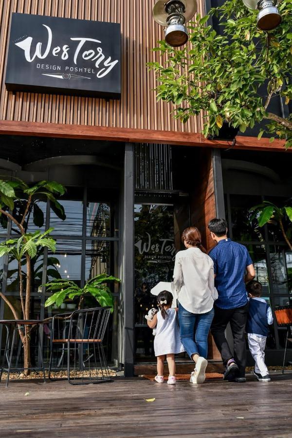Westory Design Poshtel Kanchanaburi Exterior foto