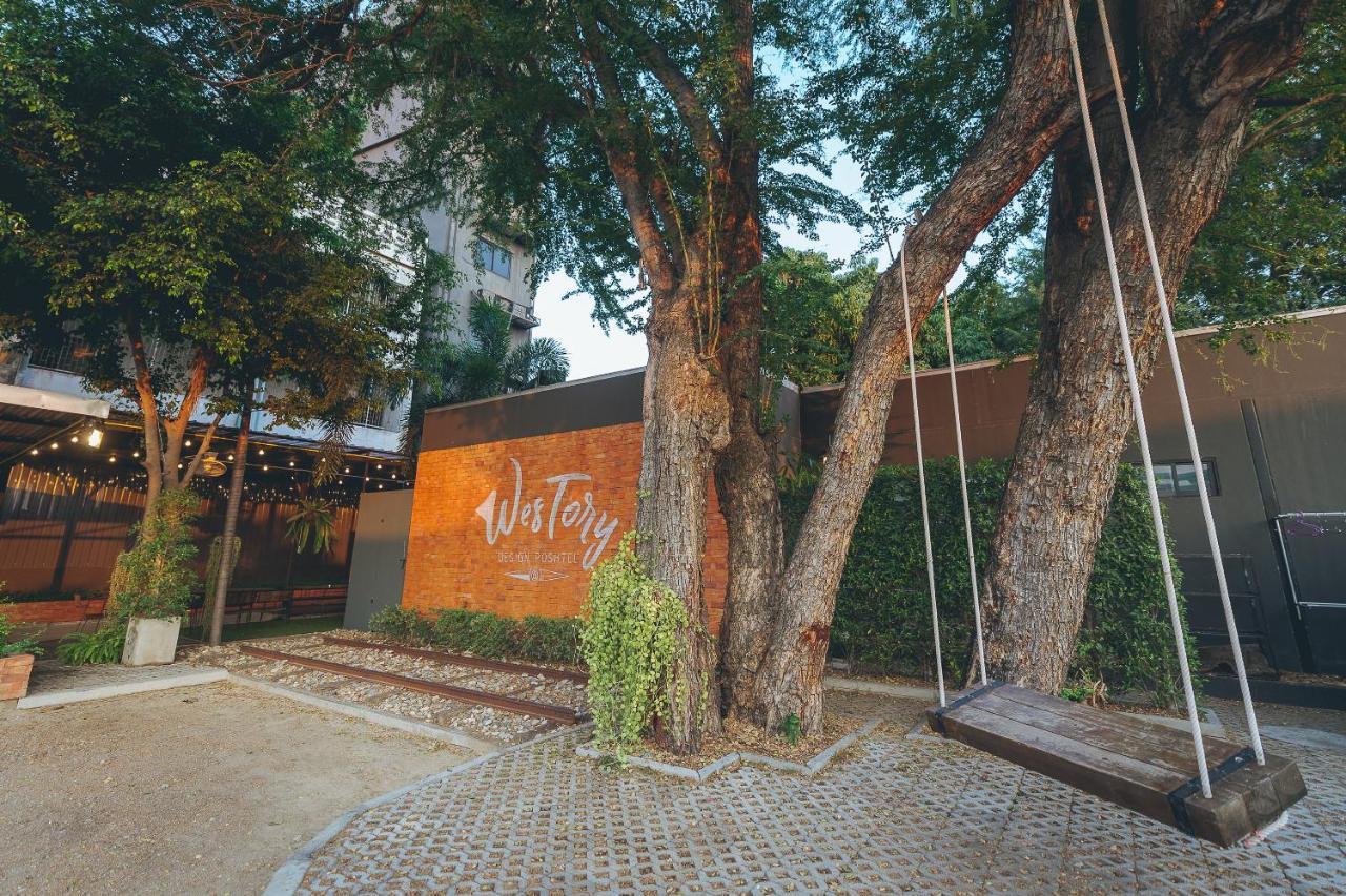 Westory Design Poshtel Kanchanaburi Exterior foto