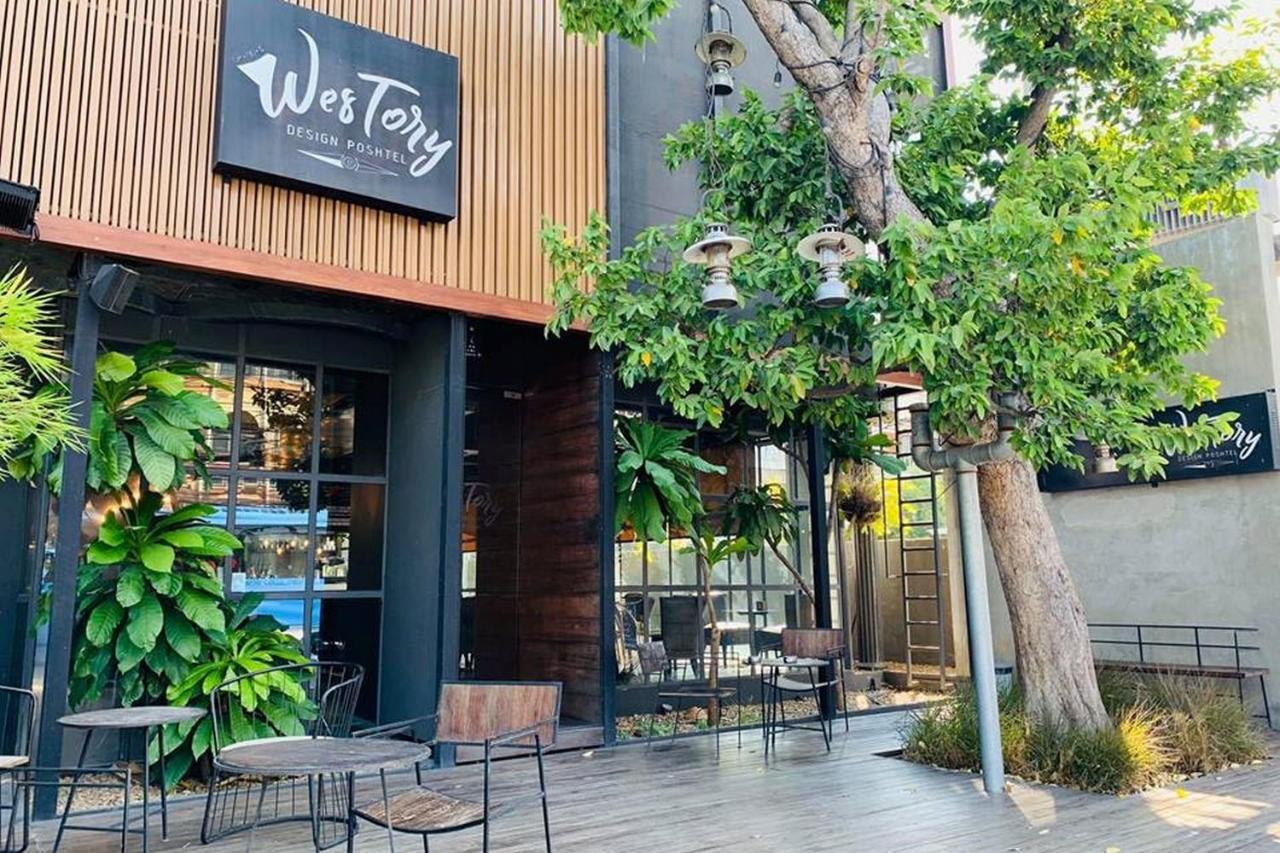 Westory Design Poshtel Kanchanaburi Exterior foto